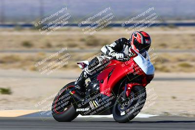 media/Jan-09-2022-SoCal Trackdays (Sun) [[2b1fec8404]]/Turn 11 (935am)/